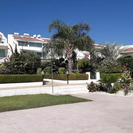 דירה Joanna's Place At Bayview לימסול
