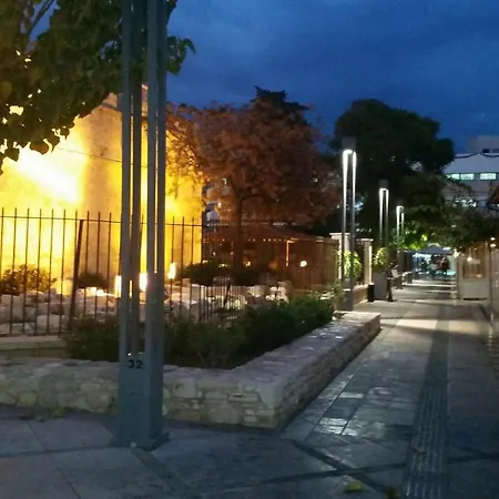Joanna's Place At Bayview * לימסול