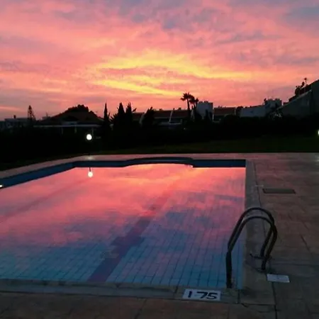 Joanna's Place At Bayview דירה לימסול